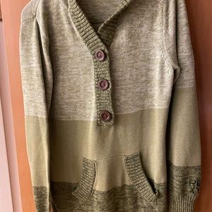 womens Roxy sweater 3/$20